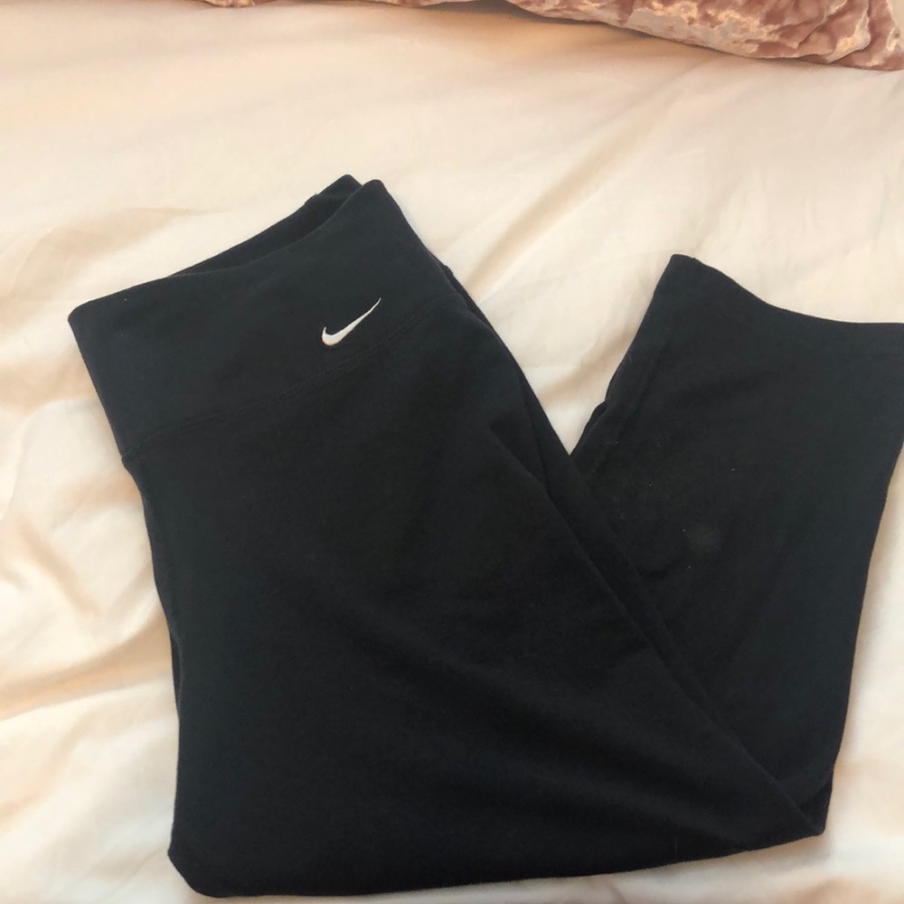 Nike crop leggings